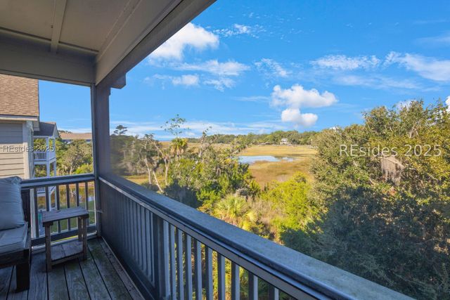 12 Hammock Oaks Cir, Hilton Head Island, SC 29926