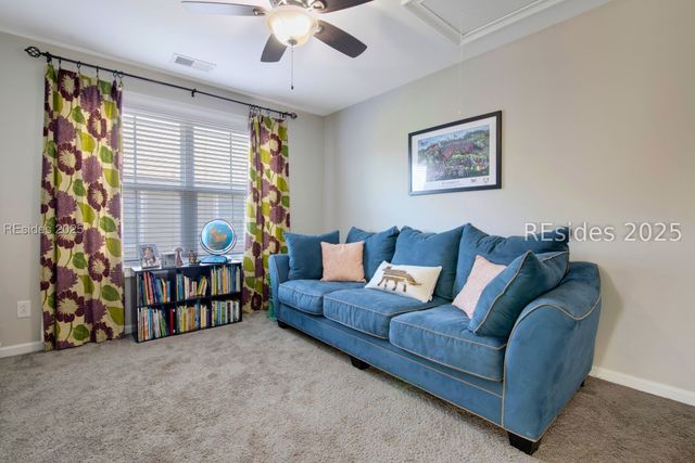 12 Hammock Oaks Cir, Hilton Head Island, SC 29926