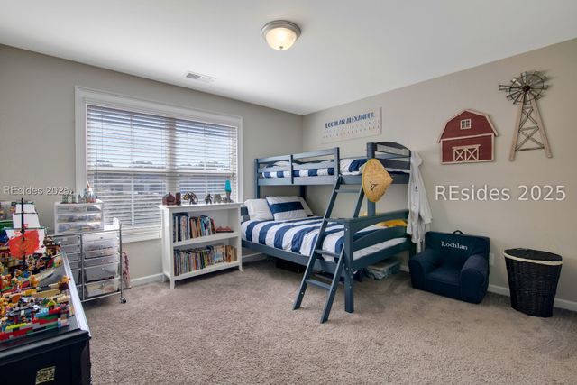 12 Hammock Oaks Cir, Hilton Head Island, SC 29926