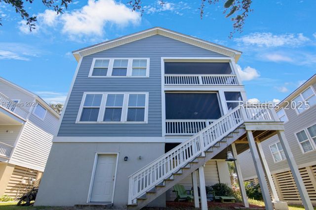 12 Hammock Oaks Cir, Hilton Head Island, SC 29926