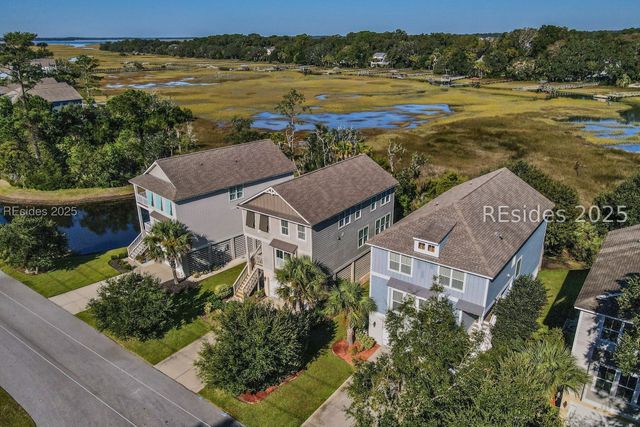 12 Hammock Oaks Cir, Hilton Head Island, SC 29926