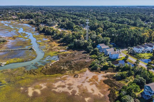 12 Hammock Oaks Cir, Hilton Head Island, SC 29926