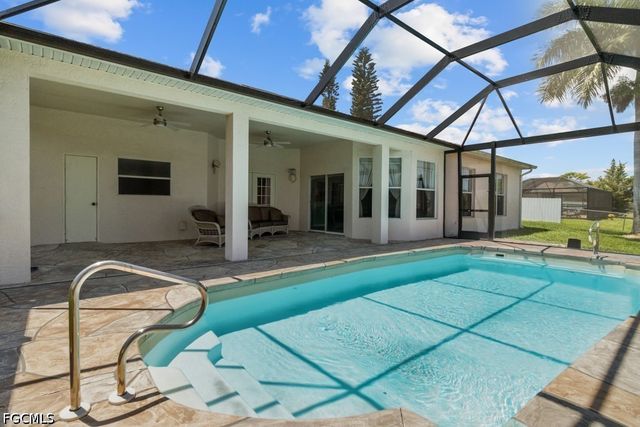 2429 Everest PKWY, Cape Coral, FL 33904