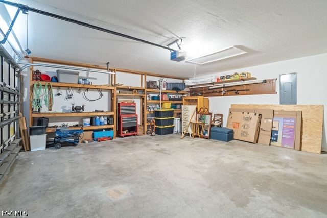 2429 Everest PKWY, Cape Coral, FL 33904