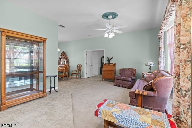 2429 Everest PKWY, Cape Coral, FL 33904