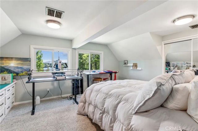 257 Corona Circle, Lake Arrowhead, CA 92352