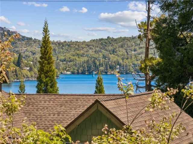 257 Corona Circle, Lake Arrowhead, CA 92352