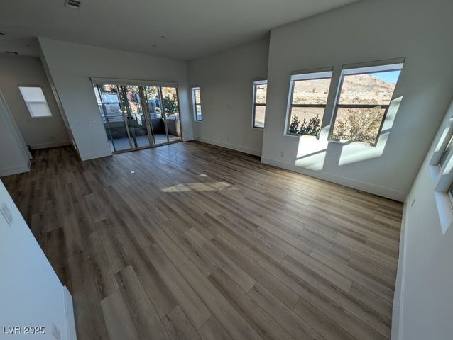 675 Agate Bridge Street, Las Vegas, NV 89138