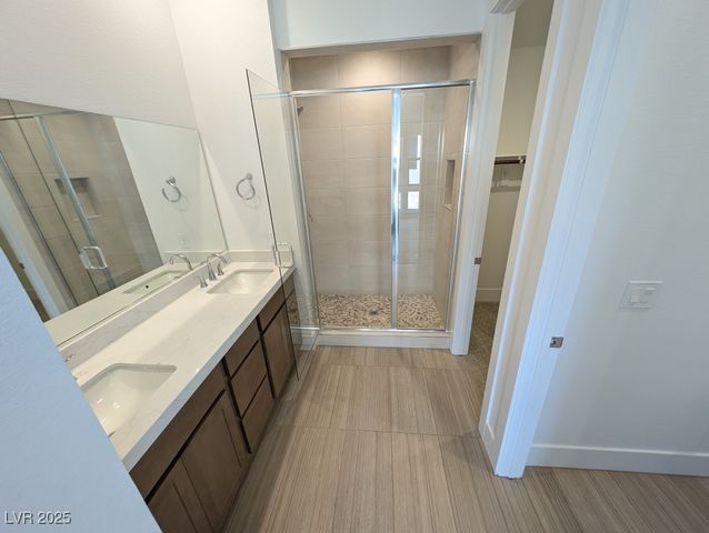 675 Agate Bridge Street, Las Vegas, NV 89138