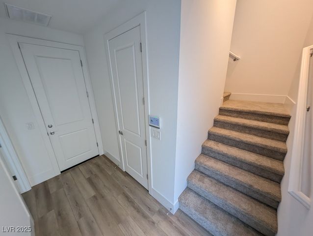 675 Agate Bridge Street, Las Vegas, NV 89138