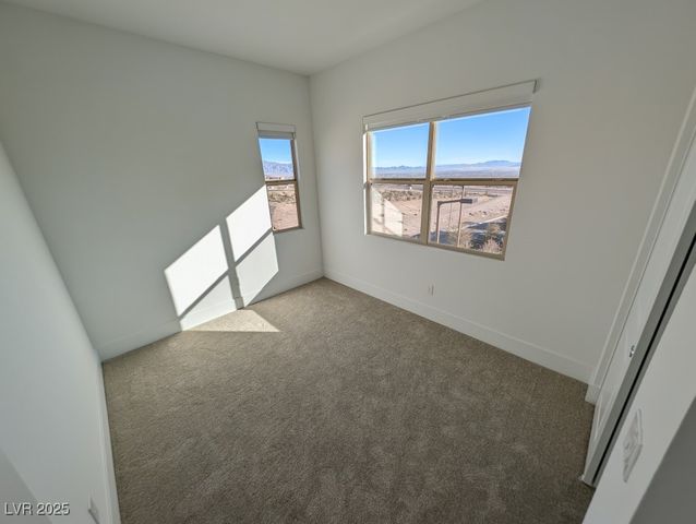 675 Agate Bridge Street, Las Vegas, NV 89138