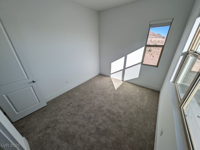 675 Agate Bridge Street, Las Vegas, NV 89138