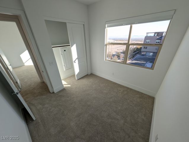 675 Agate Bridge Street, Las Vegas, NV 89138