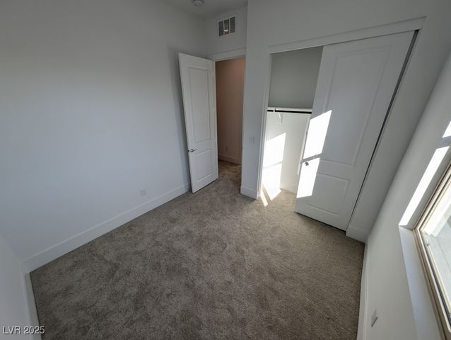 675 Agate Bridge Street, Las Vegas, NV 89138