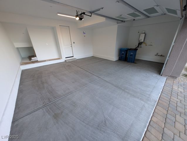 675 Agate Bridge Street, Las Vegas, NV 89138