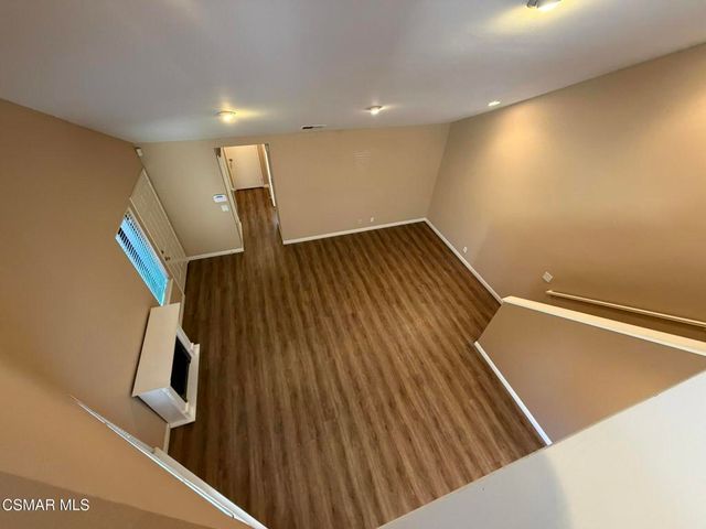 5233 Huntley Street 16, Simi Valley, CA 93063