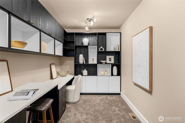 1213 N 41st Place, Renton, WA 98056