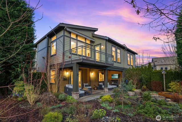 1213 N 41st Place, Renton, WA 98056