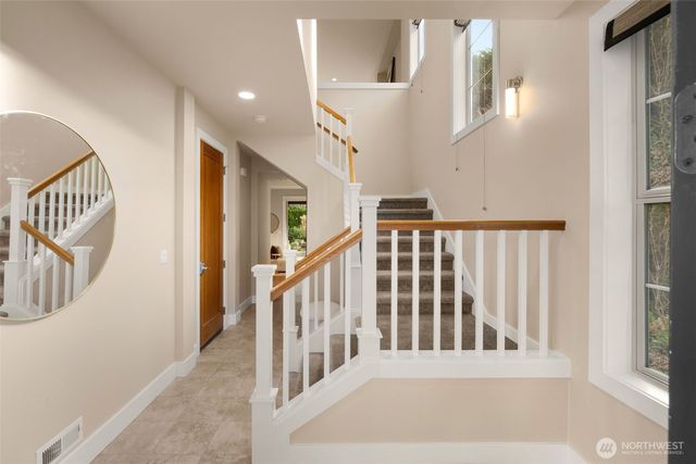 1213 N 41st Place, Renton, WA 98056