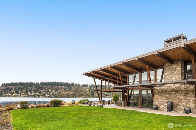 1213 N 41st Place, Renton, WA 98056