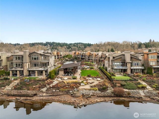 1213 N 41st Place, Renton, WA 98056