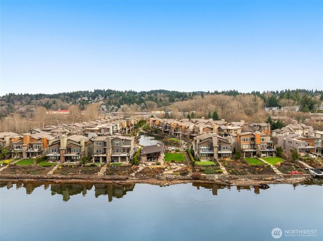 1213 N 41st Place, Renton, WA 98056