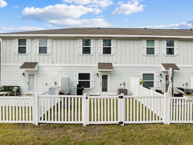 102 Angel Falls Lane, Panama City Beach, FL 32407