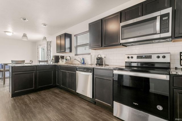 4407 Sapphire Drive, South Bend, IN 46628