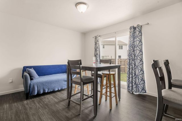 4407 Sapphire Drive, South Bend, IN 46628