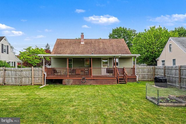 1121 W MILL ST, Quakertown, PA 18951