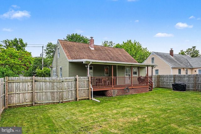 1121 W MILL ST, Quakertown, PA 18951