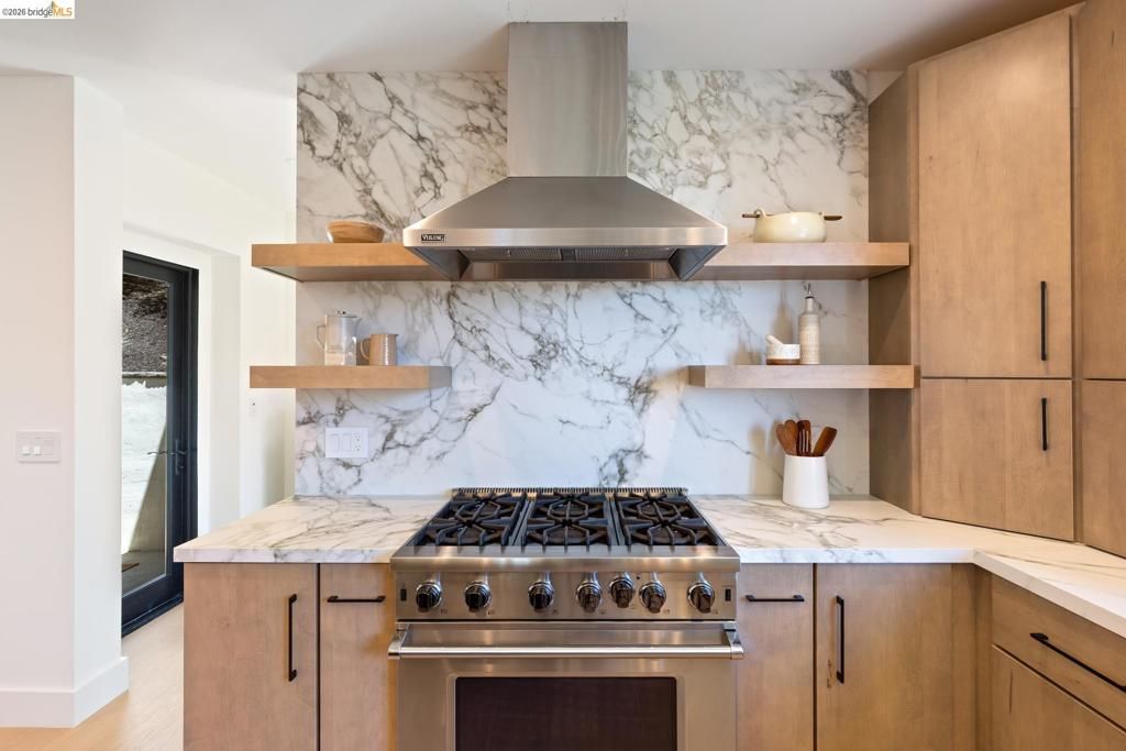 Image 20 of property listing at 1409 Scenic Ave, Berkeley, CA 94708