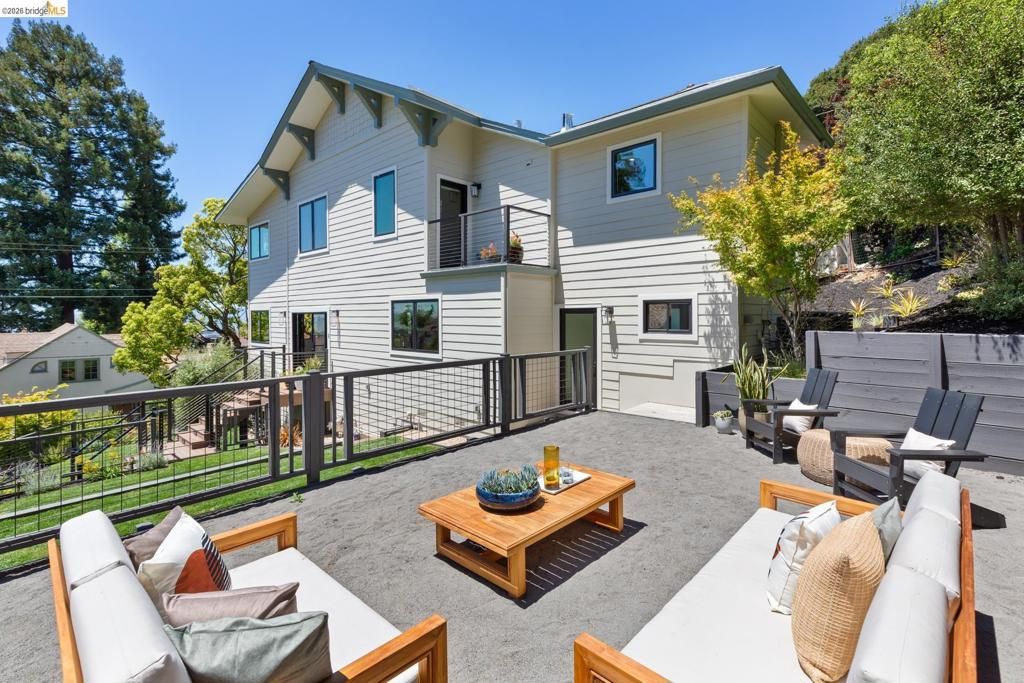 Image 35 of property listing at 1409 Scenic Ave, Berkeley, CA 94708