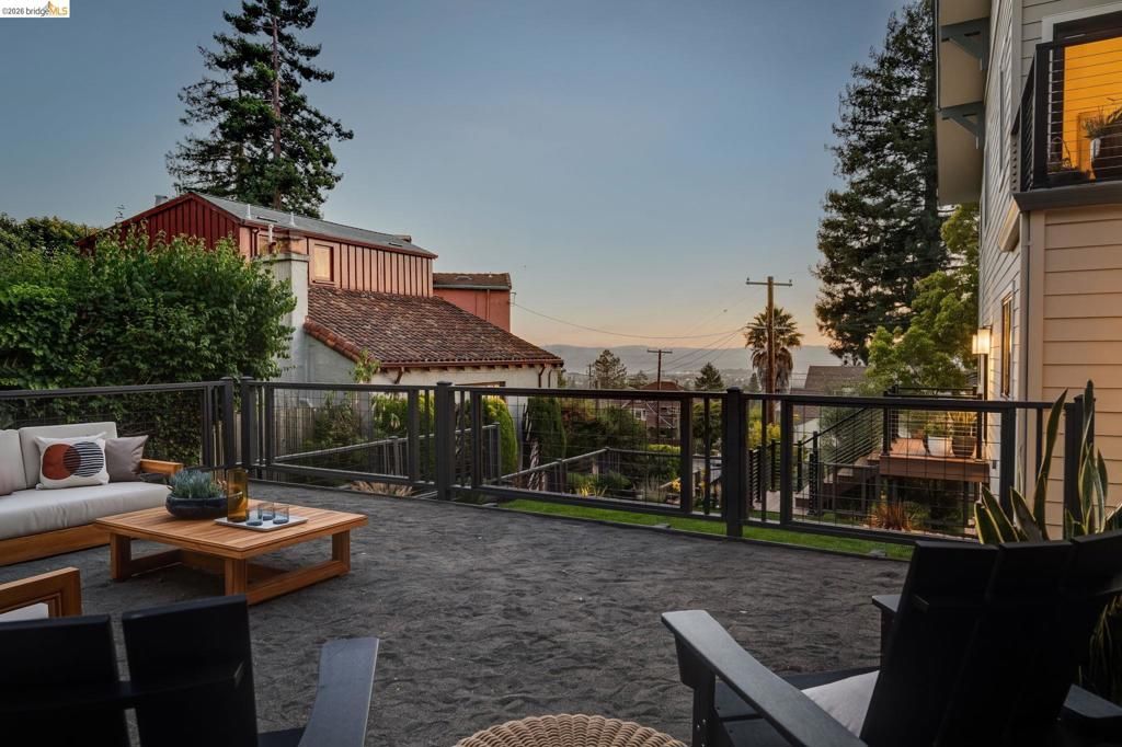 Image 41 of property listing at 1409 Scenic Ave, Berkeley, CA 94708