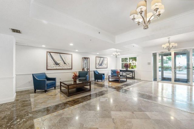 1805 N Flagler Drive 108, West Palm Beach, FL 33407