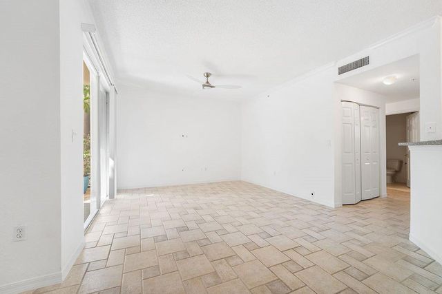 1805 N Flagler Drive 108, West Palm Beach, FL 33407