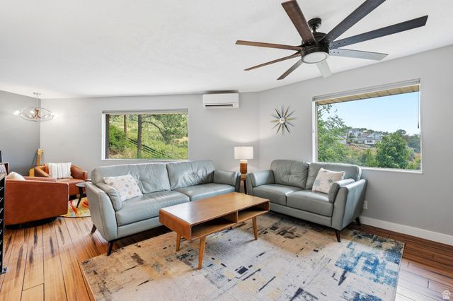 102 E OAKRIDGE DR, Bountiful, UT 84010