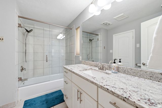 102 E OAKRIDGE DR, Bountiful, UT 84010
