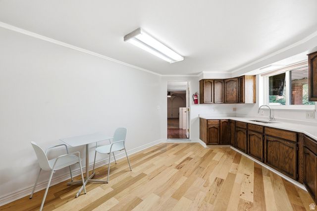 102 E OAKRIDGE DR, Bountiful, UT 84010