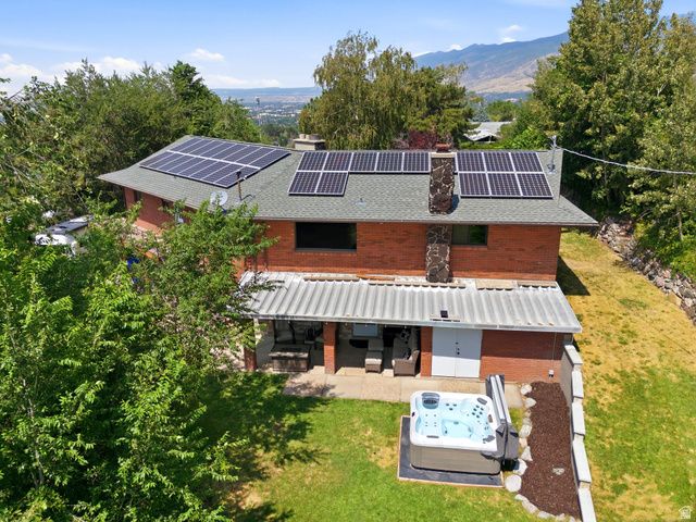 102 E OAKRIDGE DR, Bountiful, UT 84010