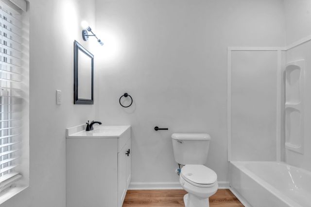 4 EASY Street, Taylors, SC 29687