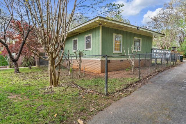 4 EASY Street, Taylors, SC 29687