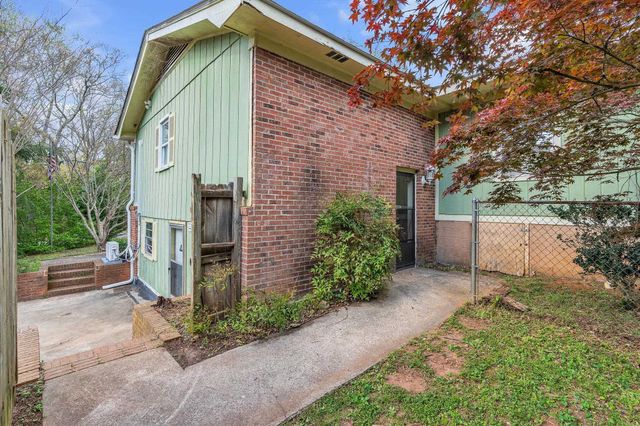 4 EASY Street, Taylors, SC 29687