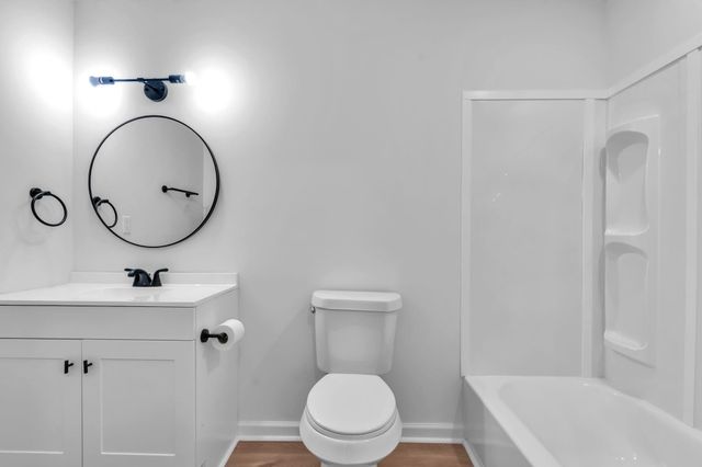 4 EASY Street, Taylors, SC 29687