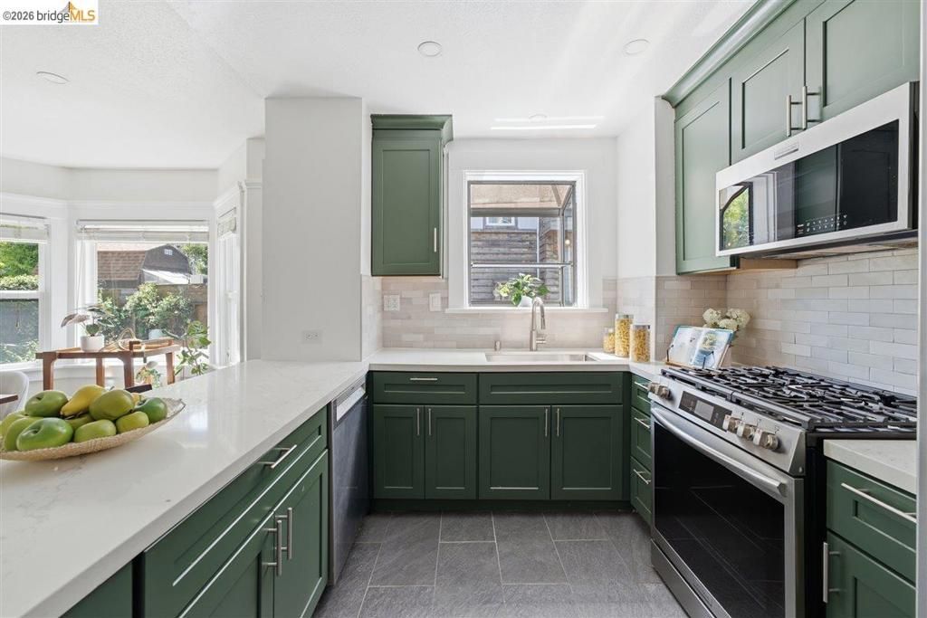Image 10 of property listing at 1119 Hearst Ave, Berkeley, CA 94702