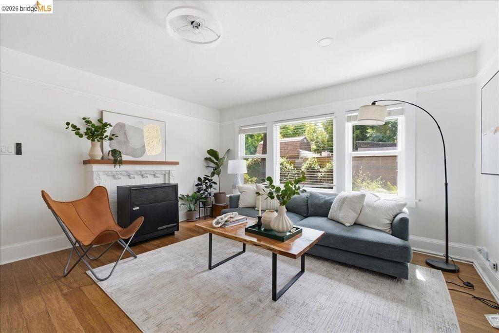 Image 3 of property listing at 1119 Hearst Ave, Berkeley, CA 94702