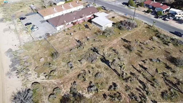 58750 Barron Drive, Yucca Valley, CA 92284