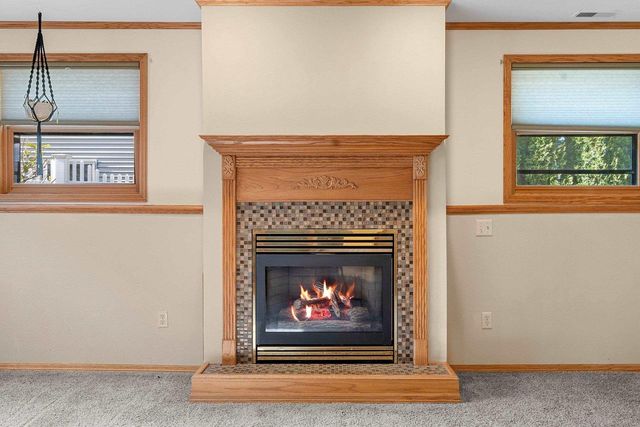 3861 COBBLESTONE COURT, Oshkosh, WI 54901