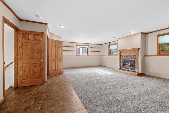 3861 COBBLESTONE COURT, Oshkosh, WI 54901