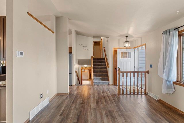 3861 COBBLESTONE COURT, Oshkosh, WI 54901